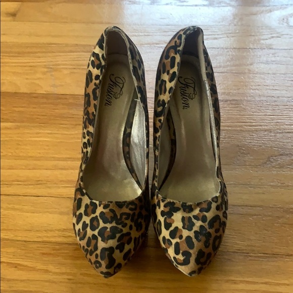 Cheetah print wedges - Picture 4 of 4